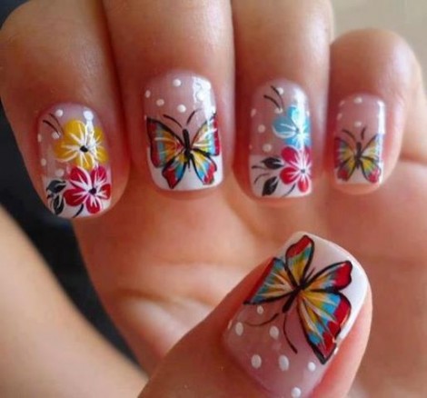 Disenos unasde mariposas en tus Uñas5