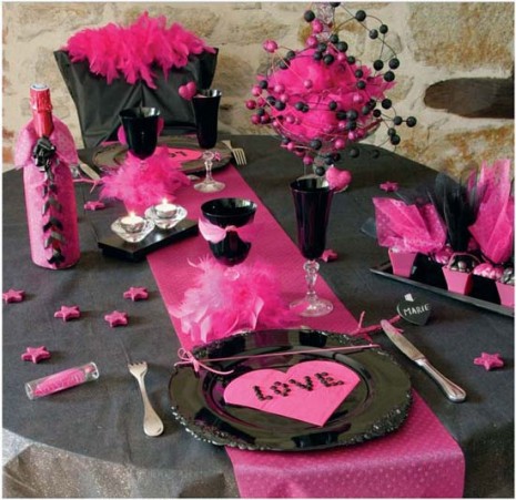 mesa-rosa-negro-san-valentin
